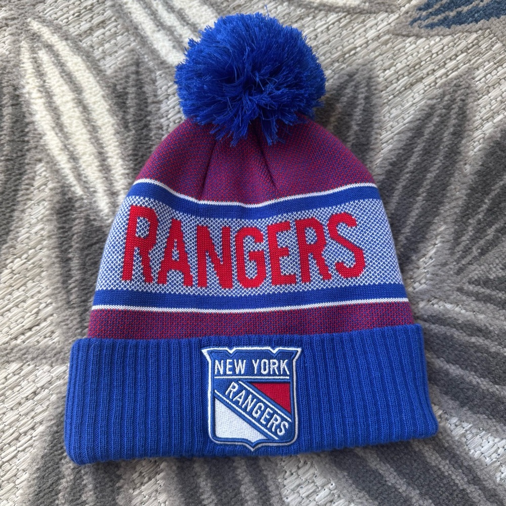 Fanatics NHL New York Rangers Pom 100% Acrylic Beanie Winter Hat One Size